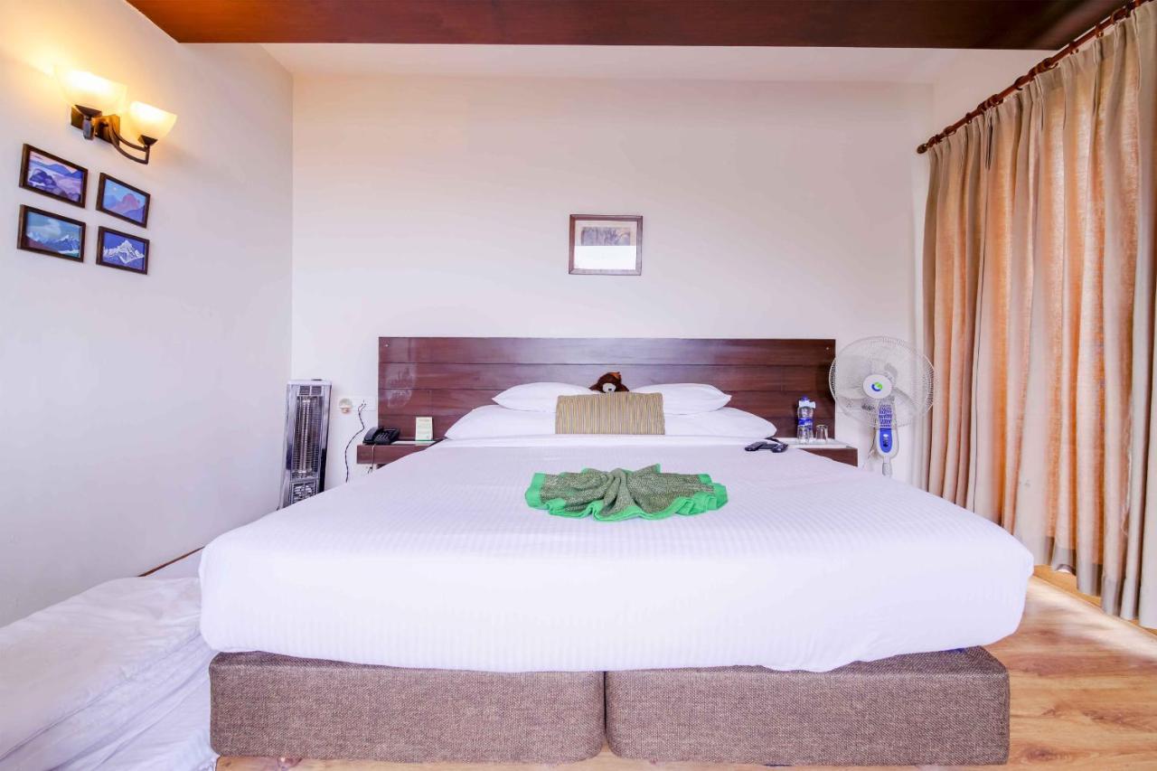 Woodsmoke Retreat Hotel Shimla Bagian luar foto