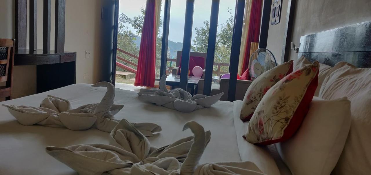 Woodsmoke Retreat Hotel Shimla Bagian luar foto